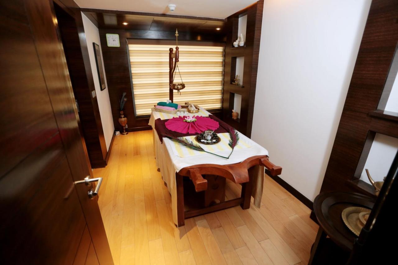 Hotel Madin Varanasi Eksteriør bilde